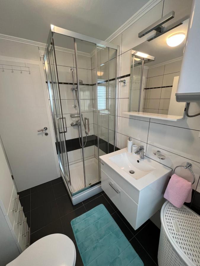 Apartmani Marina Crikvenica Esterno foto